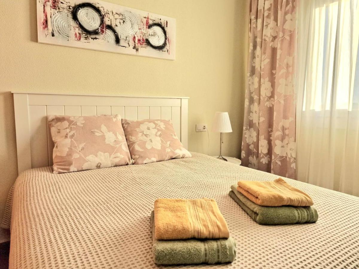 Cozy Apartment With Sea View Torrevieja Ngoại thất bức ảnh