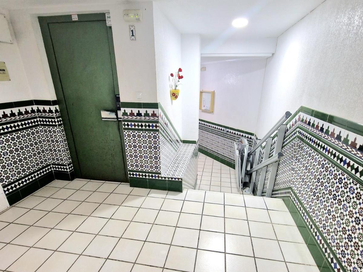 Cozy Apartment With Sea View Torrevieja Ngoại thất bức ảnh